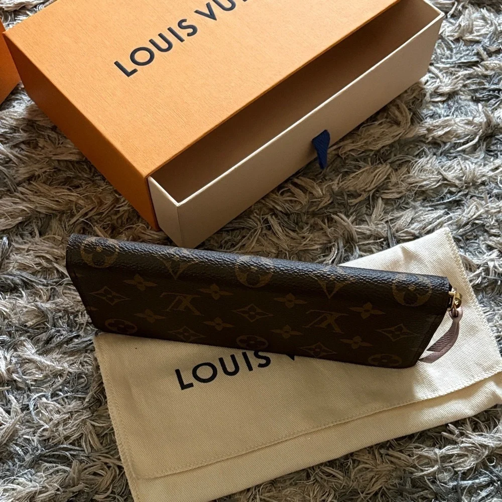 New ! Louis Vuitton Brown Monogram Long Zippy Wallet